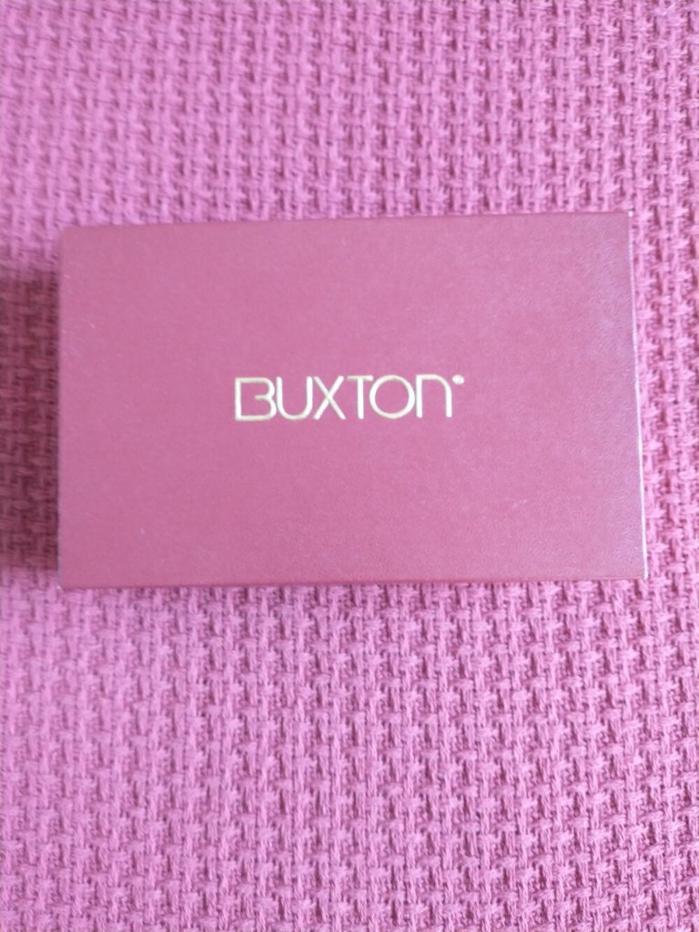 Buxton Women's Vintage Heiress Billfold Burgundy Leather Wallet NWT in Box - Picture 13 of 13